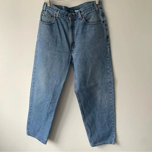 Vintage Levi’s Relaxed Straight Leg Denim Jeans - Picture 1 of 7